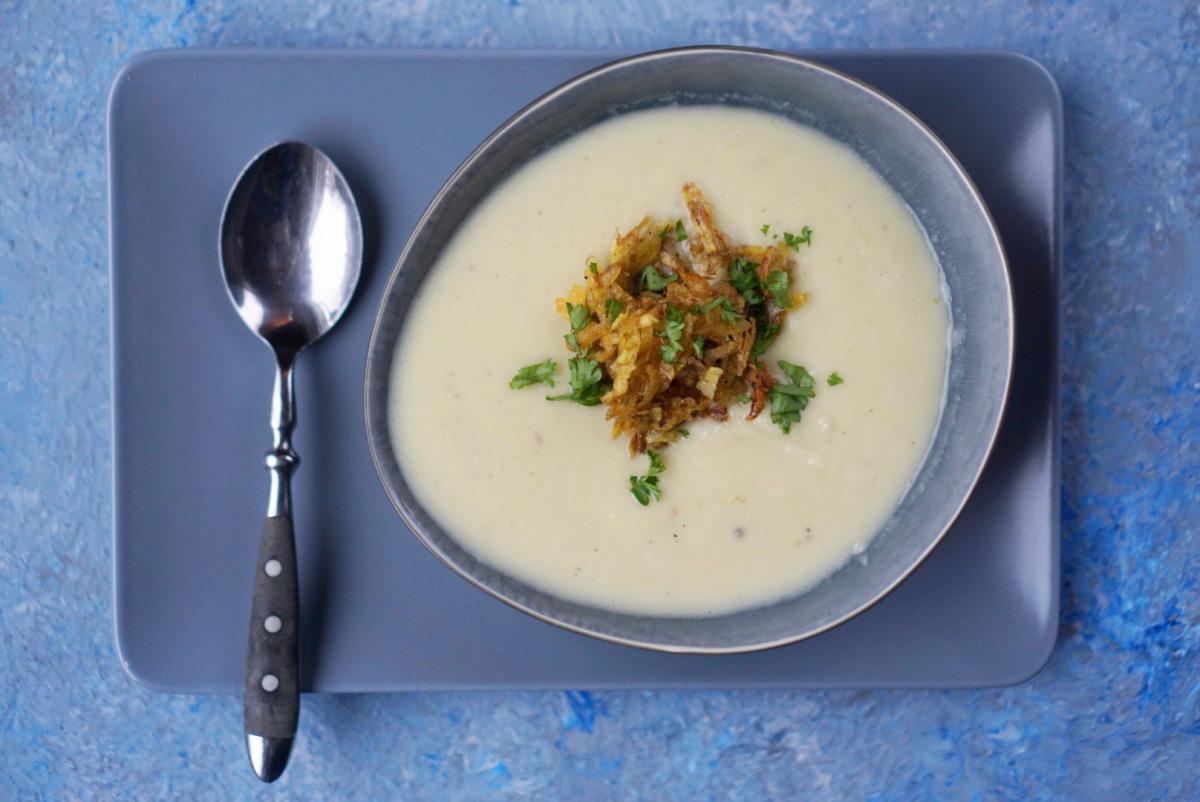 Waermende Selleriecremesuppe
